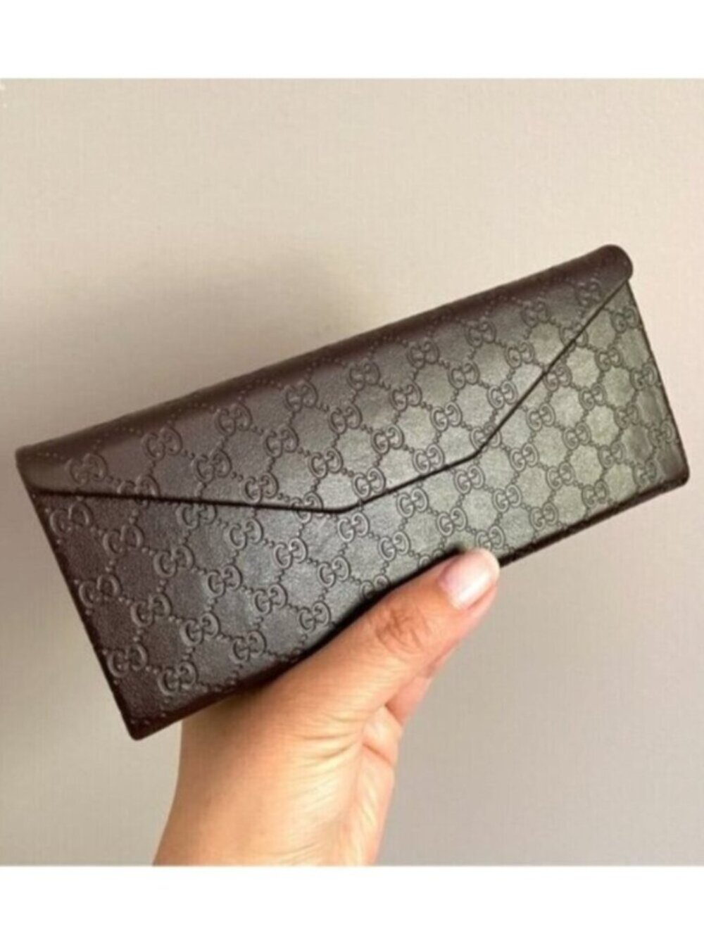 Gucci Brown GG Monogram Triangular Glasses Hard Case - Unisex 🇮🇹